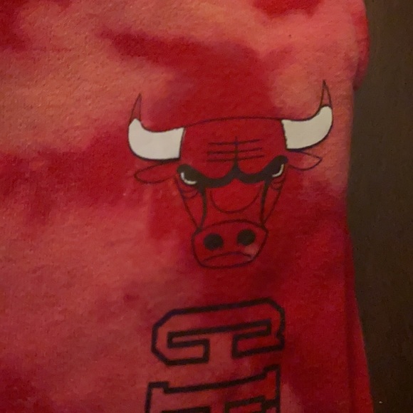 Bulls sweatpants (tie dyed) - Picture 2 of 4